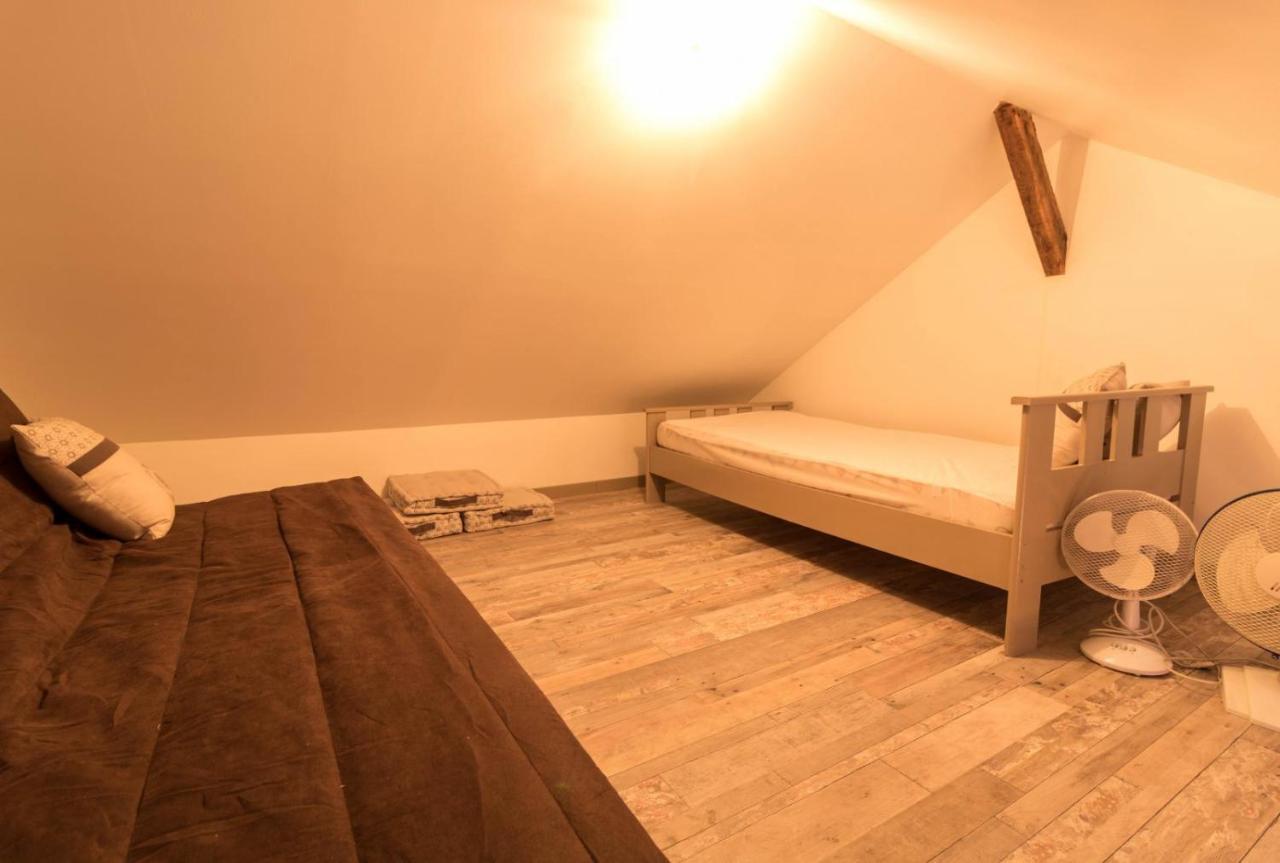 Maison Entre Campagne Et Foret Aspret-Sarrat Bagian luar foto