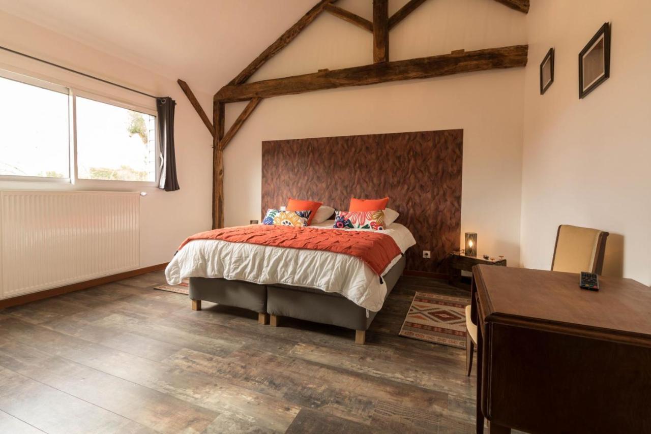 Maison Entre Campagne Et Foret Aspret-Sarrat Bagian luar foto