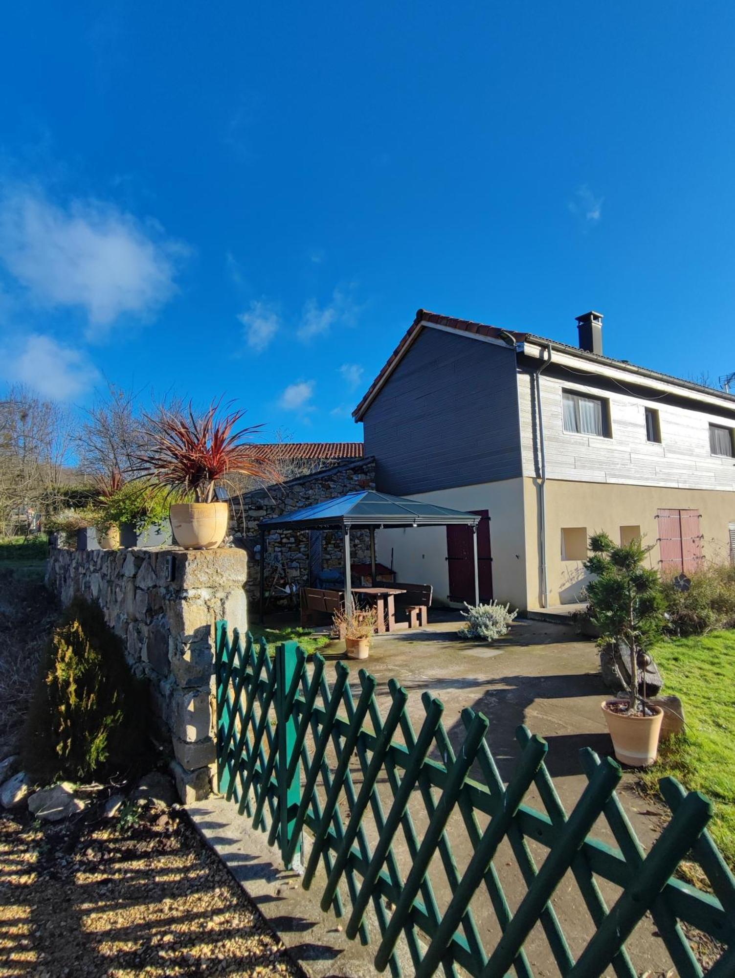 Maison Entre Campagne Et Foret Aspret-Sarrat Bagian luar foto
